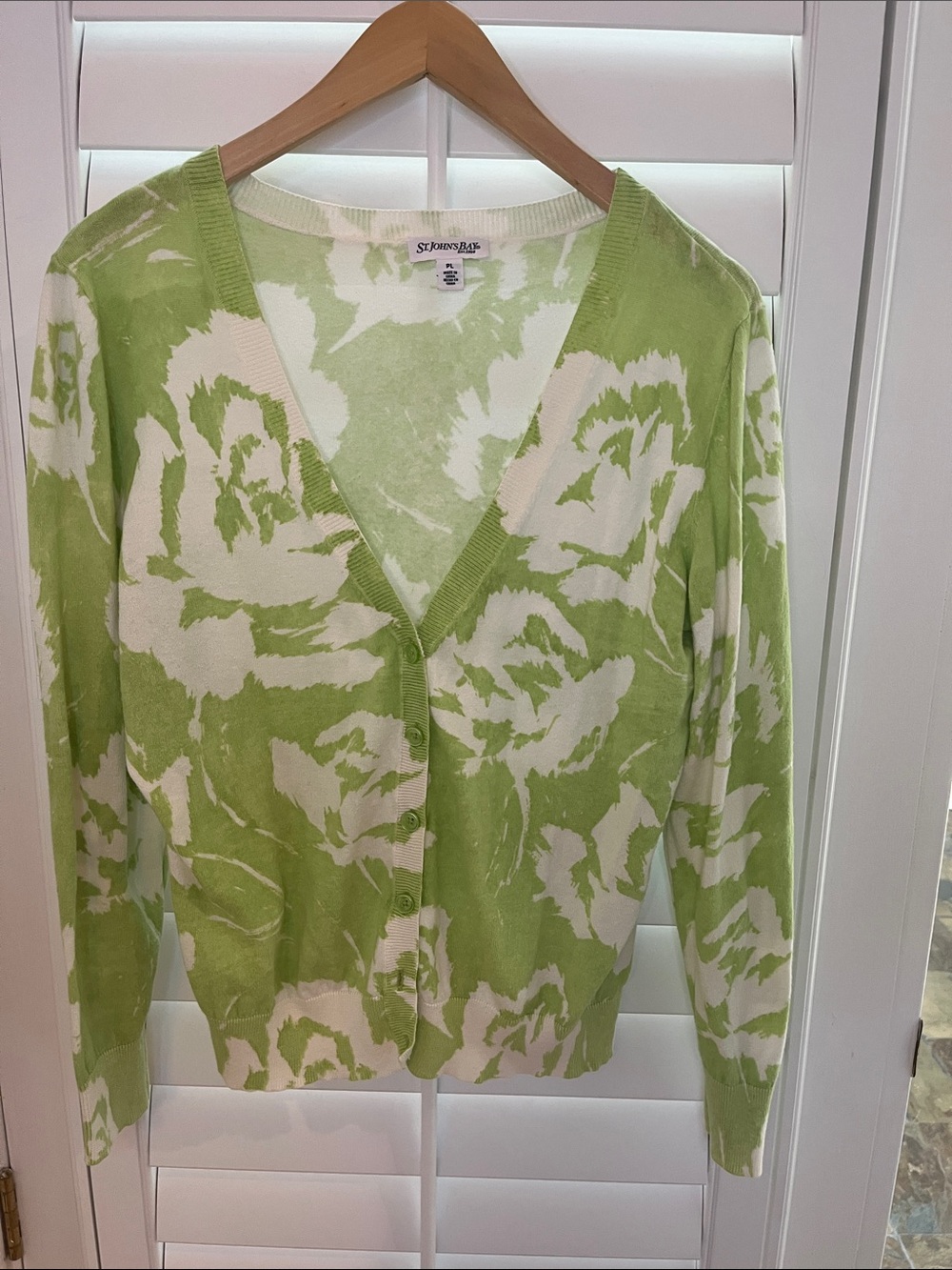 St. John's Bay Lime Green and White Floral V-Neck Cardigan PL Cotton - Picture 2 of 6